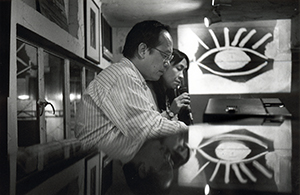 Poetry reading by Leung Ping-kwan at Visage One, with the help of Huang Wen, Central, 4 May 1996