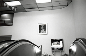 Portrait of Queen Elizabeth II inside the General Post Office Building, Central, 10 July 1996