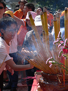 Incense, Tai Ping Ching Chiu at Shek O, a once in a decade 'Prayer Festival', 4 November 2006