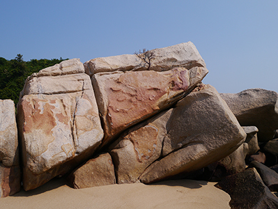 Rocks on the beach, Shek Pai Wan, Lamma, 23 October 2012