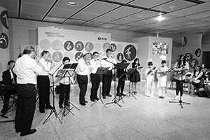 Harmonica band playing in the MTR, passageway to Hong Kong Station, 6 April 2018