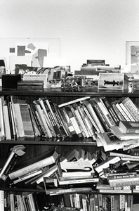 Bookshelves, Main Building, HKU, 13 January 1995
