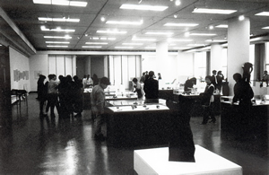 A retrospective exhibition of Antonio Mak's art at the City Hall, 24 February 1995