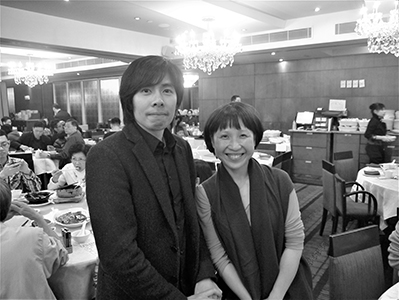 Artists Kingsley Ng and Jaffa Lam, at a banquet in honour of artist Song Dong, Quarry Bay, 26 January 2013