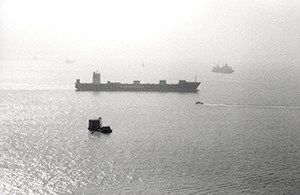 Container ship, Lamma Channel, 1 February 1996