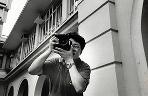 Photographer Cheung Ka Chun from Apple Daily, University of Hong Kong Main Building, 27 June 1997