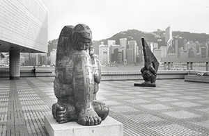 Sculptures on the podium of the Hong Kong Museum of Art, Tsim Sha Tsui, 23 July 1997