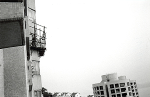 Bamboo scaffolding around a balcony on Sha Wan Drive, Sandy Bay, 11 October 1997