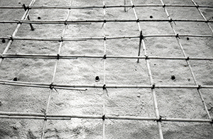 Bamboo scaffolding and slope repair, Sha Wan Drive, 18 December 1997