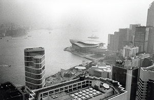 View of Victoria Harbour from the Cyrano restaurant in the Island Shangri-La Hotel, Admiralty, 19 April 1998