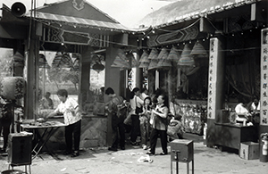 Monkey God Festival at the Tai Shing Temple, Sau Mau Ping, 6 October 1998