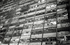 Building on Nathan Road, Tsim Sha Tsui, 13 December 1998