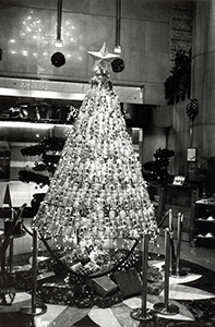 Christmas tree of San Miguel Beer cans in Empire Hotel, Hennessy Road, Wanchai, 5 December 1998