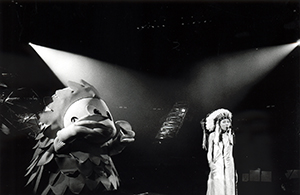 Faye Wong performing at the Hong Kong Coliseum, 9 January 1999