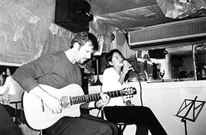 Musicians at Steps, Aberdeen Street, 12 November 1999
