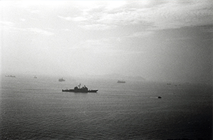 American warship approaching Hong Kong, Lamma Channel, 10 December 1999