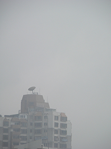 Buildings in mist, viewed from Sheung Wan, 28 January 2005