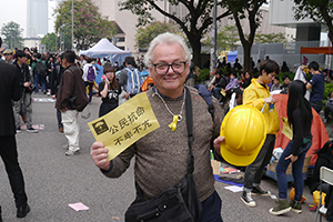 Franco Mella, on the final day of the Admiralty Umbrella Movement occupation site, Harcourt Road, 11 December 2014