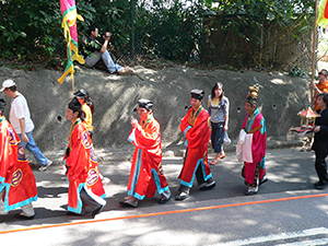 Procession to Big Wave Bay: Tai Ping Ching Chiu at Shek O, a once in a decade 'Prayer Festival', 4 November 2006