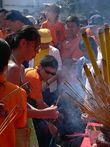 People offering incense sticks, Tai Ping Ching Chiu at Shek O, a once in a decade 'Prayer Festival', 4 November 2006