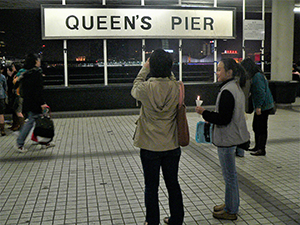 Protests against the removal of Queen's Pier, Central, 24 December 2006