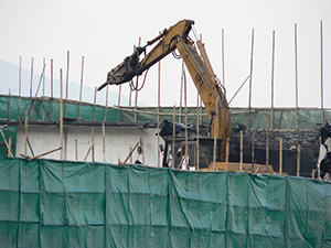 Demolition of the Edinburgh Place Star Ferry Terminal, 16 December 2006