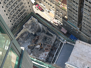 Building being demolished, Sheung Wan, Hong Kong Island, 23 December 2006