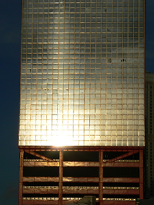 Reflection of sunlight off the Shun Tak Centre, Sheung Wan, 30 May 2007