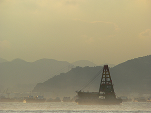 Lighter in Hong Kong harbour, 30 May 2007