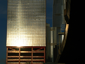 Reflection of sunlight off the Shun Tak Centre, Sheung Wan, 30 May 2007