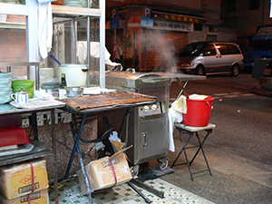 Restaurant, Tai Hang, Hong Kong Island, 4 June 2007