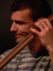 Music performance, Fringe Club, Central, 15 June 2007