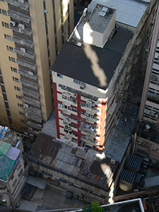 Light on building, Sheung Wan, 10 December 2008