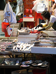 Fish vendor, Graham Street Market, Central, 16 January 2009