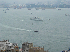 Chinese warship in Victoria Harbour, 17 December 2009