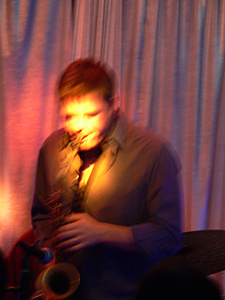 Blaine Whittaker performing at the Blue Door Jazz Club, Central, 16 October 2004