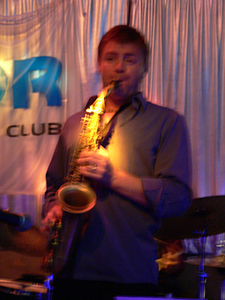 Blaine Whittaker performing at the Blue Door Jazz Club, Central, 17 October 2004