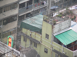 Rooftop structures, Sheung Wan, 7 October 2004