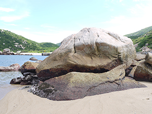 Shek Pai Wan, Lamma, 11 July 2010