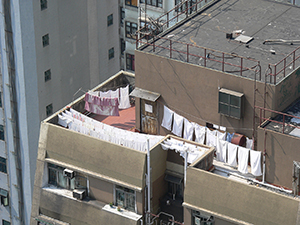 Laundry on a rooftop, Sheung Wan, 21 November 2004