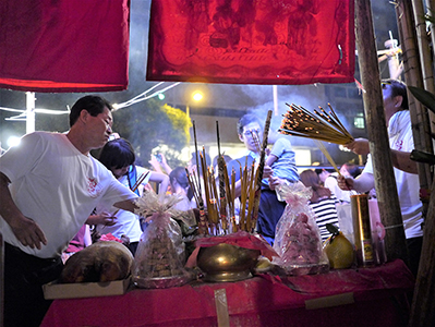 Pokfulam Village during the mid-Autumn Festival, 19 September 2013
