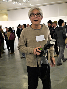 John Fung, at the opening of a memorial exhibition for Leung Ping-kwan in the basement of the Central Library, Causeway Bay, 9 January 2014