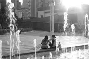 Fountain in the Sun Yat Sen Memorial Park, Sheung Wan, 1 February 2014