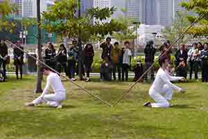 Trisha Brown Dance Company, performing at Tamar Park, 24 February 2014