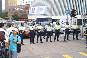 Police, Connaught Road Central, Central, 28 September 2014