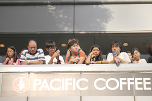 People observing the protest, Admiralty, 28 September 2014