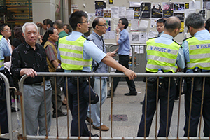 Police at the Mongkok Umbrella Movement occupation site, Nathan Road, 17 October 2014