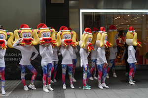 Street scene, Queen's Road Central, Central, 25 October 2014
