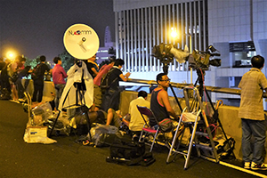 Press at the Admiralty Umbrella Movement occupation site, Harcourt Road, 5 October 2014