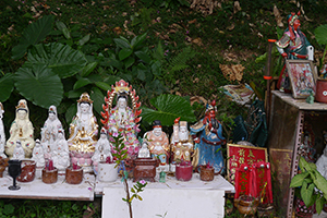 Religious figurines, Ma On Shan Country Park, 29 November 2014